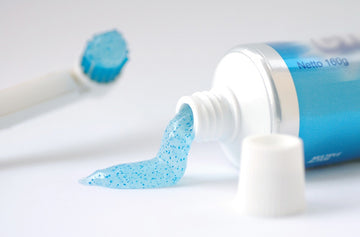 Seis ingredientes de tu pasta dental que deberías evitar
